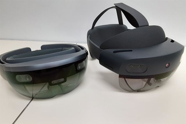 装着デバイス(Microsoft HoloLens)